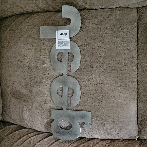 Jeep Licensed Metal Sign - Picture 2 of 3
